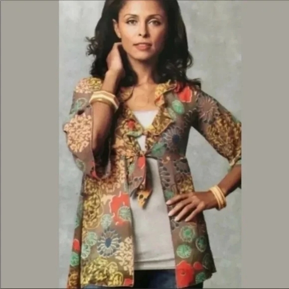 CABI Shakespeare Floral Tie Front Semi Sheer kimono Blouse, Style #360, Size M - Picture 1 of 5